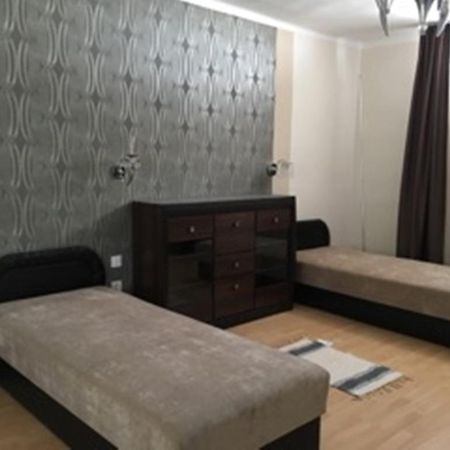 Eden Vendeghaz Hotel เวสเปรม ภายนอก รูปภาพ